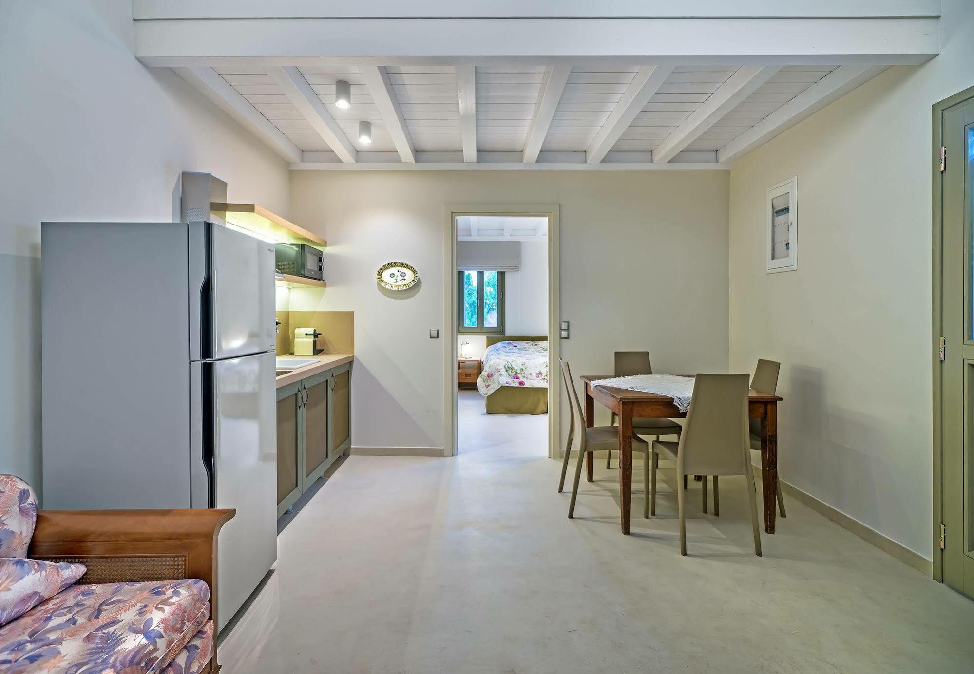 Belvedere Andros باتسي المظهر الخارجي الصورة