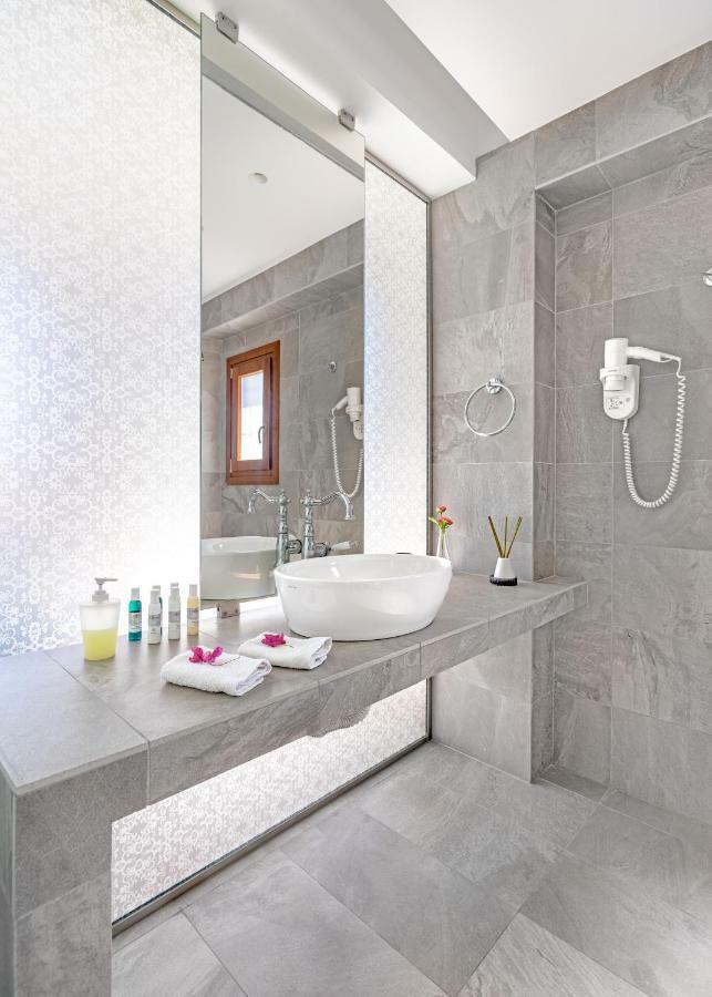 Belvedere Andros باتسي المظهر الخارجي الصورة