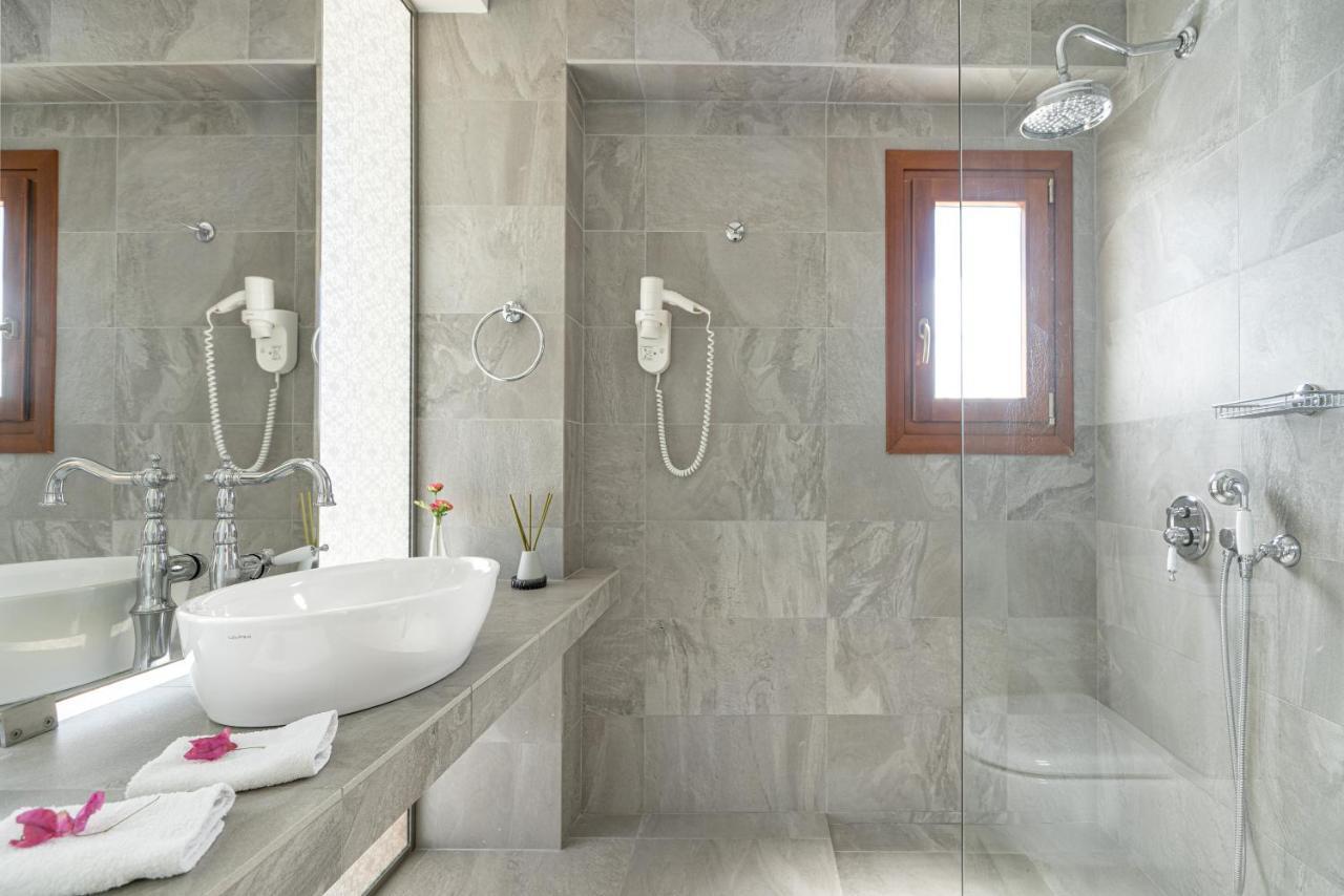 Belvedere Andros باتسي المظهر الخارجي الصورة